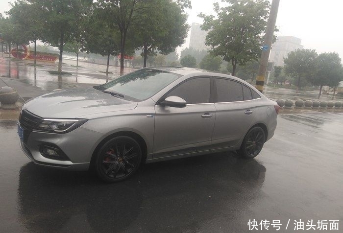 荣威|这个颜色真的好看么,灰色荣威i5,魅力的展示