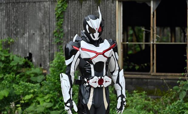 假面|假面骑士01:主骑黑化或人不是第一例,但他真是最不值得同情的?