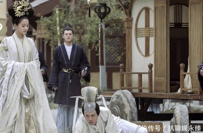 姑父|皇帝召姑姑问话,次日宫中多一位宠妃,姑父怒斥:此仇不报非男儿