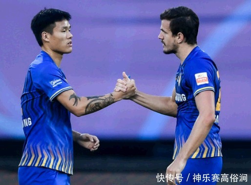 比赛|中超4天内出现3次恶劣犯规!苏宁外援遭爆头,痛苦倒地打滚3圈