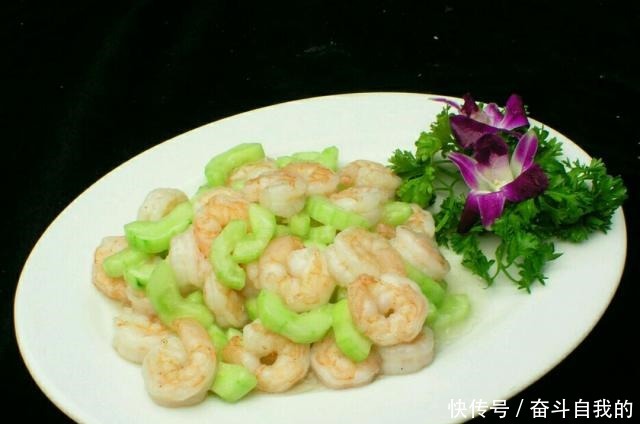 美味|美味佳肴葱爆虾仁,虾仁最好吃的做法之一,值得拥有的美味