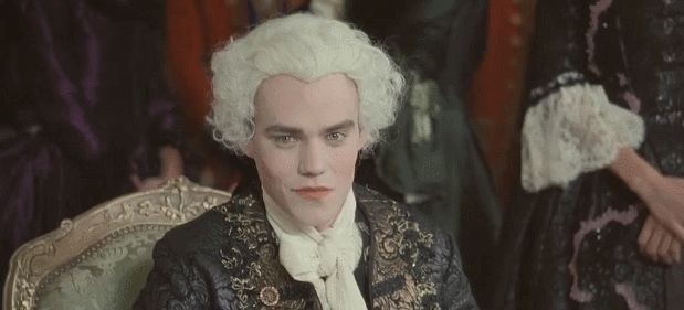 迷倒|她是天才少女，女扮男装进入王宫，迷倒皇太子，却被万众羞辱