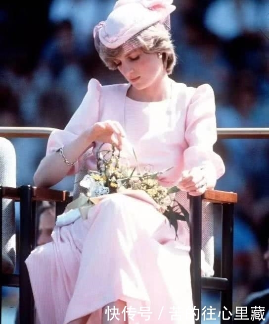  绝版|戴安娜王妃绝版老照片, 巧笑嫣然, 高贵典雅, 不愧为一代传奇