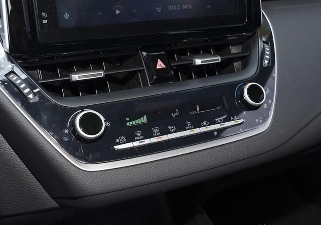  不贵|丰田黑马归位，发动机比本田强，油耗41L还不贵，6年卖出100w辆