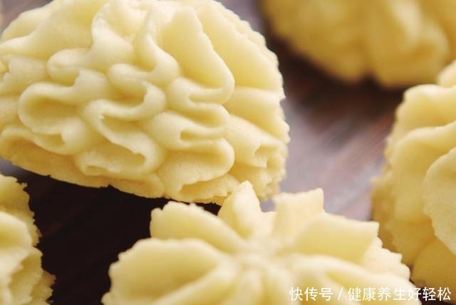 曲奇|网红云朵曲奇,无需打发,搅一搅就能做,香甜柔软,入口即化