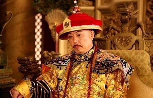 灭亡|乾隆曾因吃西瓜出一上联,纪晓岚都不敢对,清朝灭亡前依旧没下联