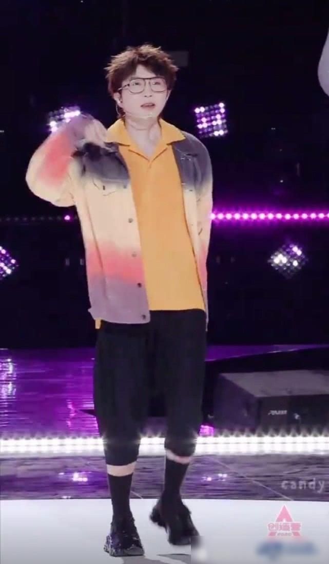 皮卡丘|毛不易女团舞直拍动作慵懒自成一派,网友:人间皮卡丘