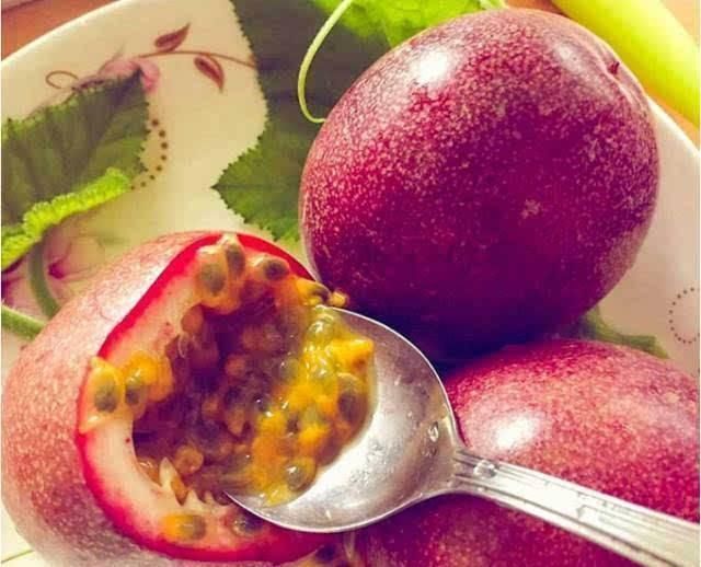 年结|别再买这种“天价”水果了,把果肉扔土里,来年结的果子吃不完