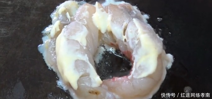 吃过|泰国街头最奢侈铁板大龙虾汉堡,一份一百元,当场吃完再买一份