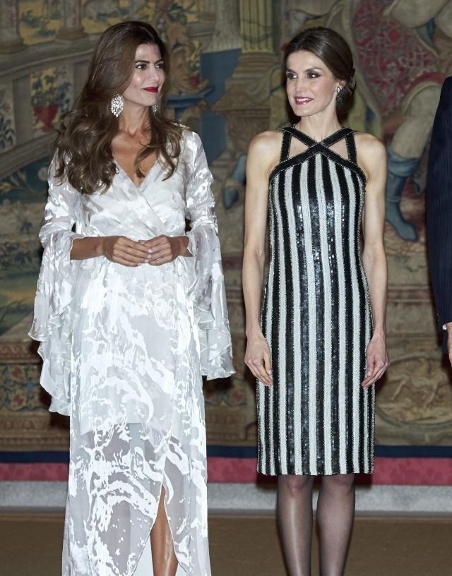 再嫁|西班牙王后9次同框阿根廷第一夫人:都是离异再嫁,一样会穿衣服