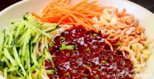 细节性的东|做炸酱面,先别急着炒酱,老面馆大厨:顺序不对,炸酱面不会好吃