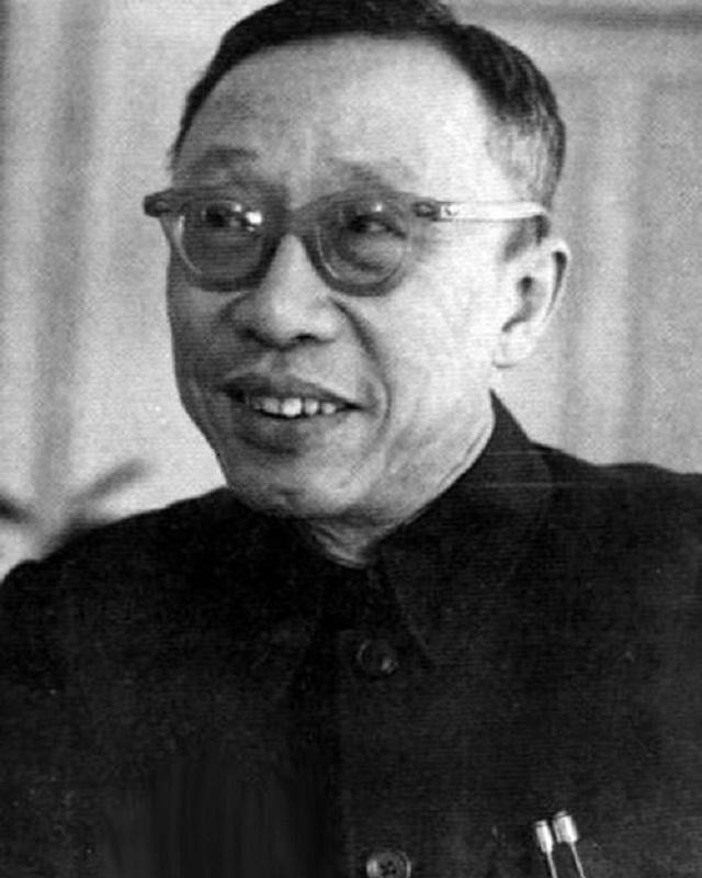 溥任|溥任:慈禧的孙子、溥仪的弟弟、光绪的侄子,低调教书,活到2015年