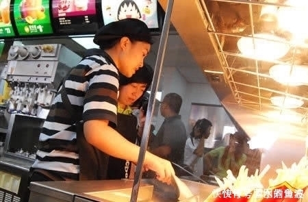 城市|肯德基和麦当劳的员工离职后,为啥没人敢泄露配方看完涨知识了