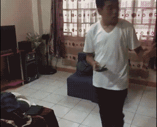  失误|搞笑GIF：我技术还是很好的，你们要相信我，这是失误！