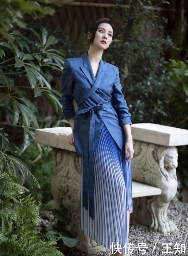 显瘦|今年火了这款西装裙,穿上不仅时尚还显瘦,杨幂李宇春戚薇都在穿