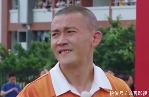  克制|他上《跑男》很克制！烟瘾犯了猛喝牛奶被看穿？最后只能无奈尬演