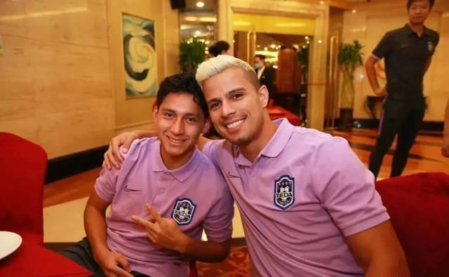  前锋|新希望！19岁华裔孔卡有望实现中超首秀，或解决国足大问题