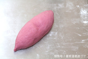 在家|教你在家做紫薯面包,奶香浓郁,香甜松软,新手也能轻松制作!