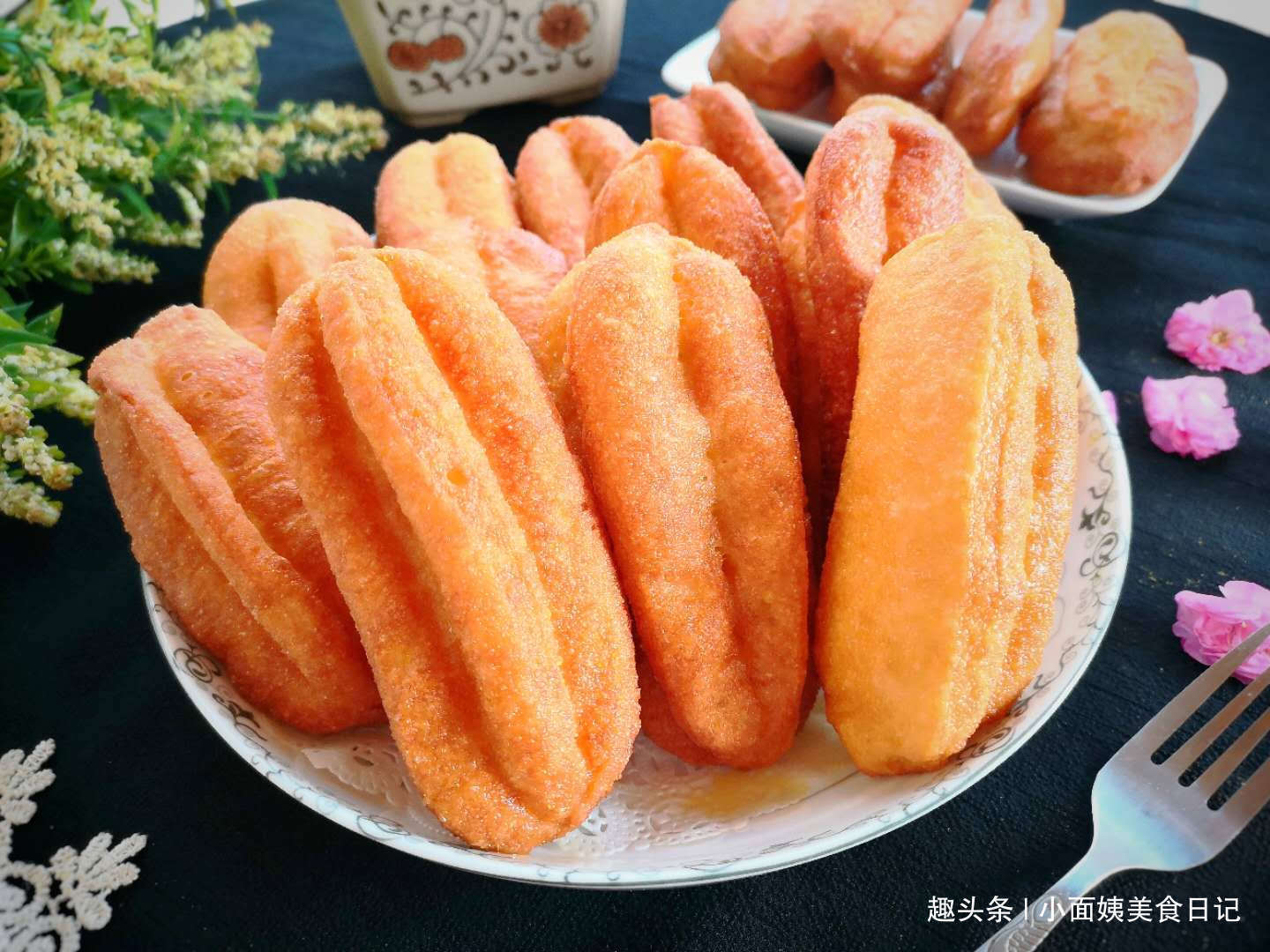  全错|炸油条用泡打粉、小苏打全错，油条店老板教你正确做法，金黄酥脆