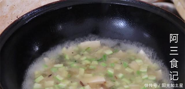  鸡蛋|火龙果不要直接吃了，加2个鸡蛋，比吃肉还香，一周吃7次都不腻！