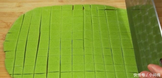 面条|面粉的最新做法, 比面条简单, 比疙瘩汤好吃, 连挑食的人都喜欢