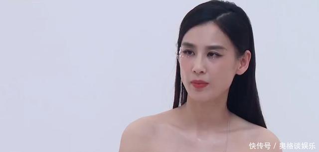 反射|动作反射心理,杜华给丁当擦眼泪的双手,背后意味着什么