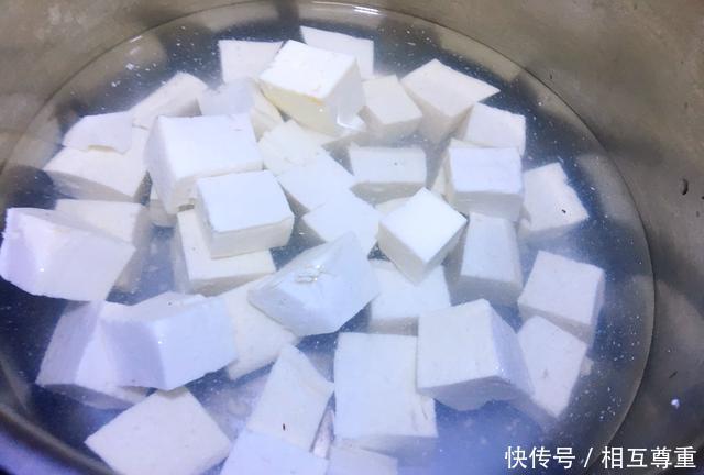 营养|秋天要多吃此物,2块钱1斤,简单蒸一蒸美味好消化