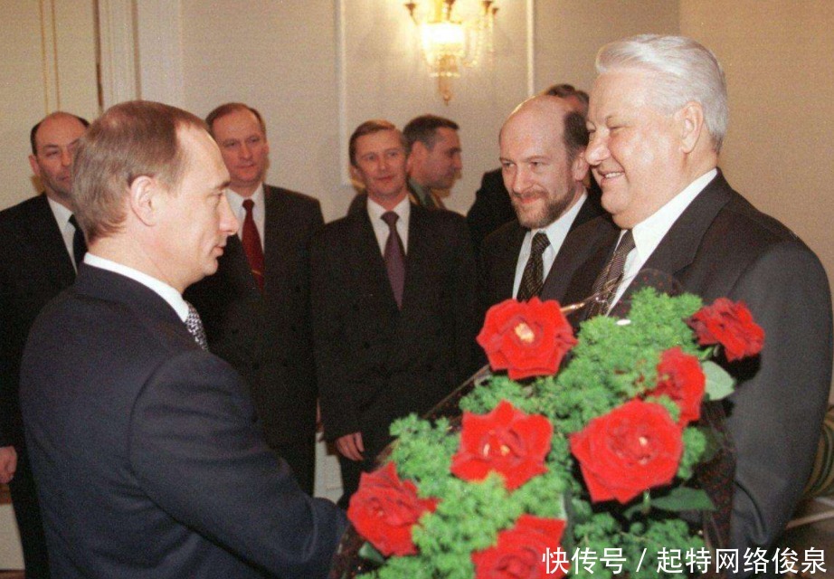 东西|苏联解体后,叶利钦“微服私访”,看到老百姓排队买东西大发雷霆