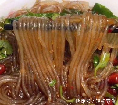 做法|原来酸辣粉做法这么简单,10分钟出锅,麻辣酸爽吃着贼过瘾!