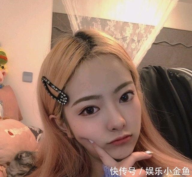 自嘲|LPL解说Kris疯狂自黑，发歌《一笔解》，自嘲峡谷相对论
