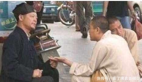 搞笑|搞笑图片幽默段子笑话：兄弟你也是可以的，拿望眼镜代替眼镜？