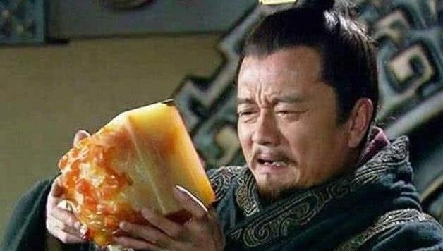 手里|江东小霸王孙策,袁术放其离开,结果败在他手里