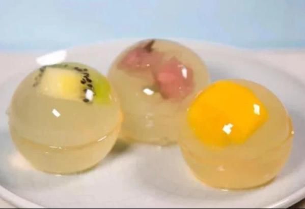 辣条|中国“最脏”的4种零食，95％以上的人都吃过，没吃过的不配叫吃货