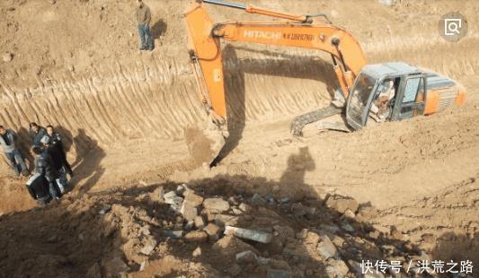 墓葬|专家意外发现一座神秘机关墓, 墓门打开后出现惊奇一幕, 古今罕见!