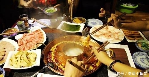 姑娘|5个姑娘吃火锅, 共花75元, 老板吼: 以后别来了, 不欢迎