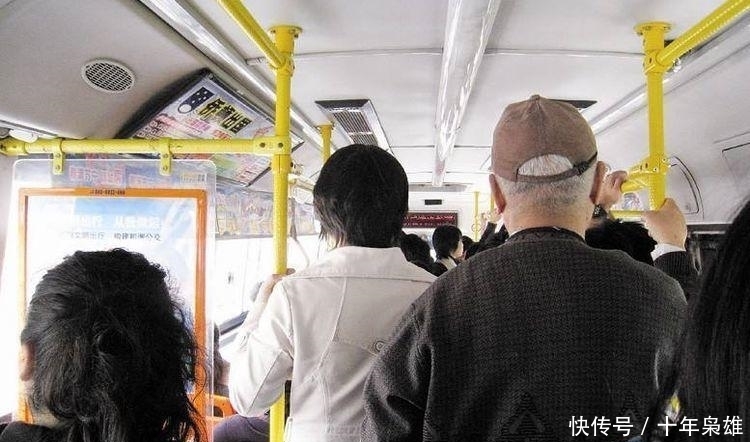老人|老人逼小女孩让座, 身旁父亲的一段话, 让全车人反思