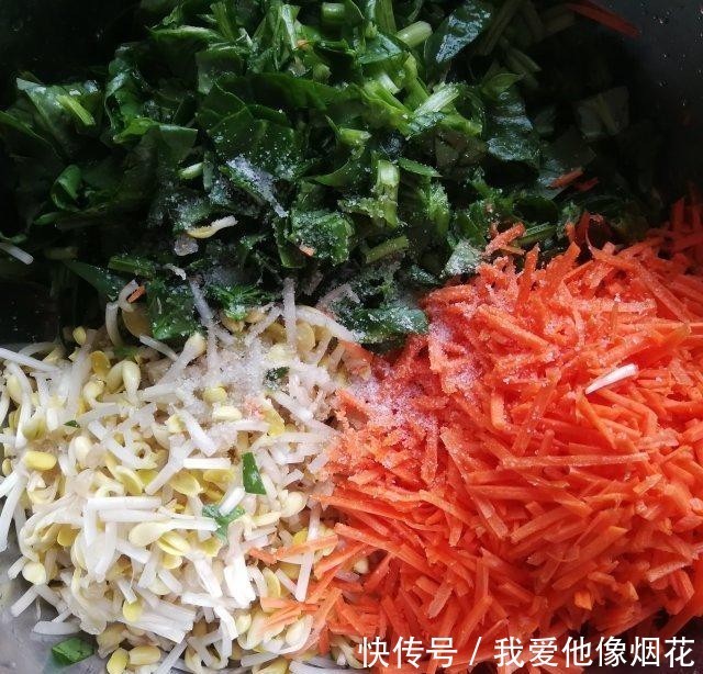 丸子|胡萝卜豆芽菠菜丸子,外酥里嫩,咸香适口