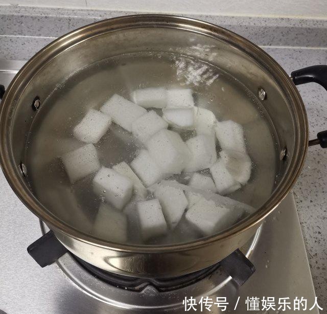  美容|牛腩萝卜汤，美容养颜，补铁补血