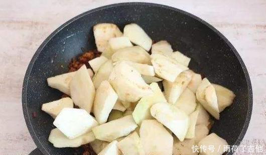 独特|肉泡茄子，漂亮又美味，风味独特，这是向往食品