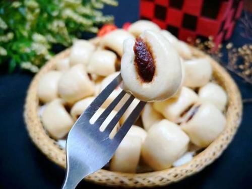 夹心小馒头|最近儿子迷上这个早餐,比面包口感松软,满满都是料,特好吃