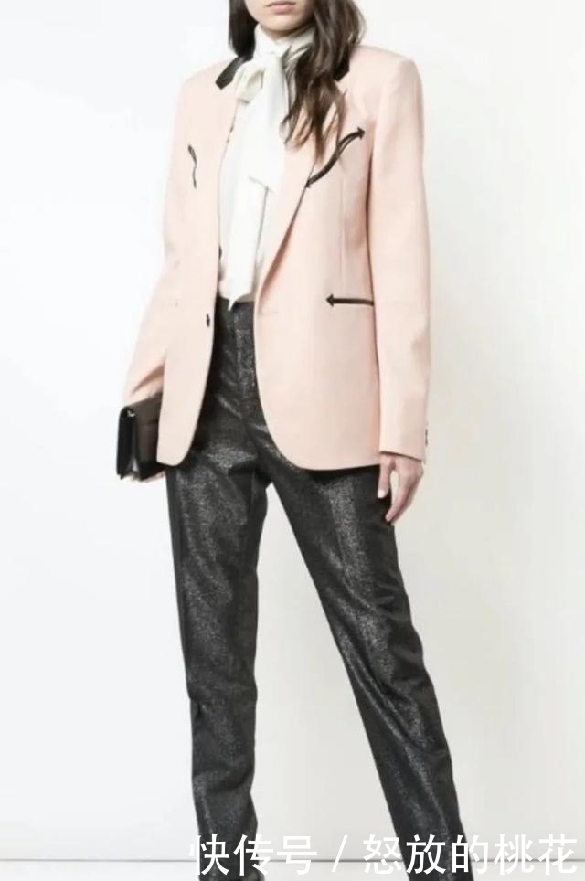  向晚|打开莫向晚的衣橱，惊呆了