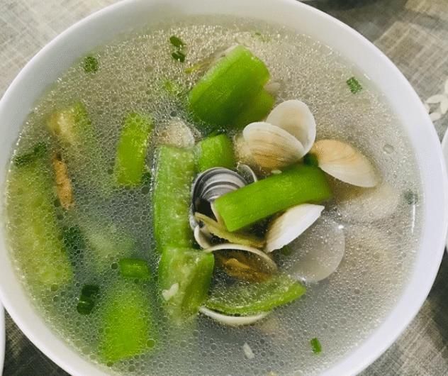  花蛤|夏季，聪明人常吃这菜，2块8一斤，用来煲汤好鲜，清爽不腻