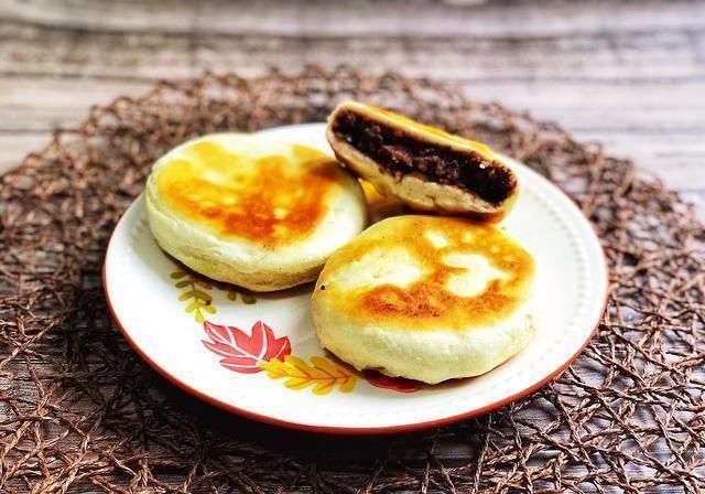  红豆|教你红豆的新吃法，不榨汁，不煮粥，香甜酥脆，出锅比吃肉还香