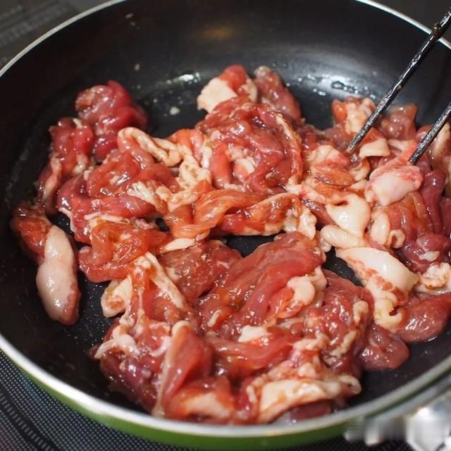 爸爸|霓虹爸爸热爱为家人制作美味菜肴,各种三明治光看着就超诱人