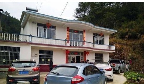 紧巴巴|农村“伪富人”装啥日子过得紧巴巴,为何还要抽几十元的烟