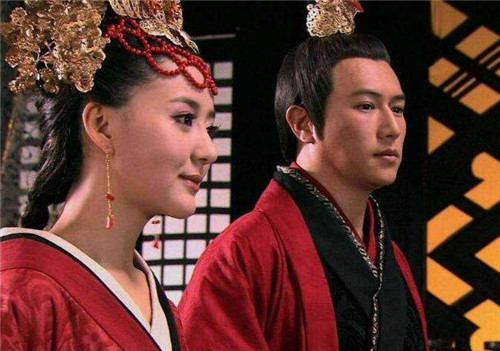 完美|史上最完美皇帝,在位23年,连史学家都找不出他的缺点名字耳熟