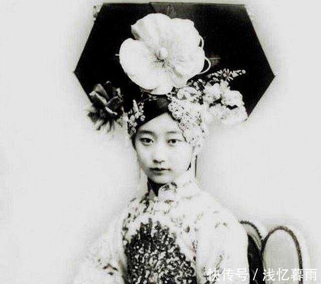 感到|清朝最美格格因为爱慕溥仪终身未嫁,晚年生活让人感到唏嘘