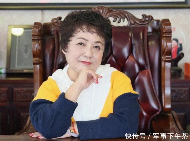 空军高炮十|如何去爱,读格里克还是学重庆女人陈少红?