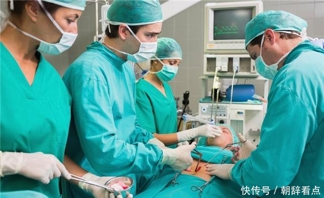 手术|为什么医生做手术要用绿布蒙着,通过一个洞去手术?看完恍然大悟