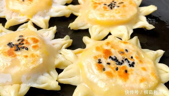 饺子皮|一个红薯,几张饺子皮,这样做香酥可口能拉丝,孩子超爱吃!